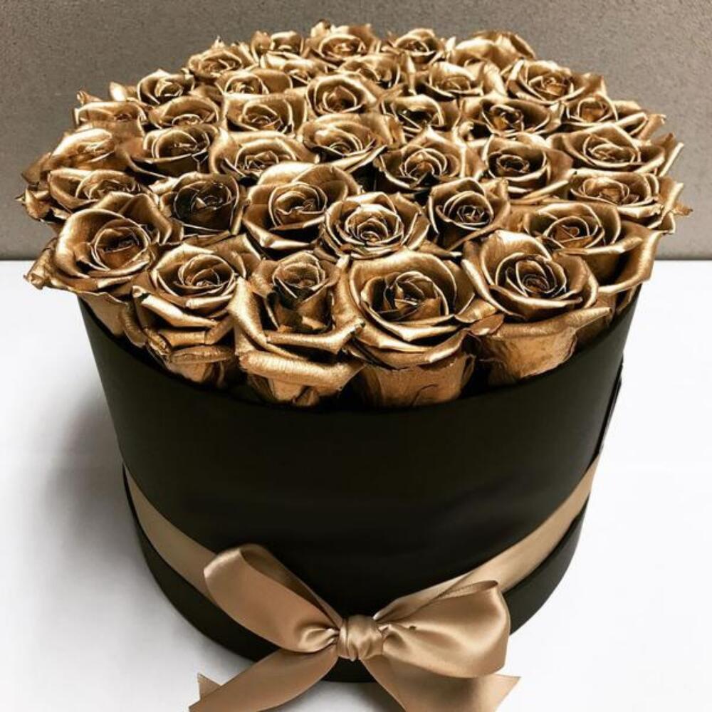 Цветы в коробке